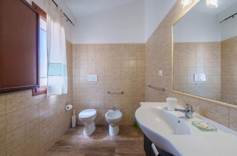 Agriturismo Gli Olivastri Appartamento Raggio Di Sole , Con Piscina E Vista Mare ,Climatizzatore,Wifi Альєнту Екстер'єр фото